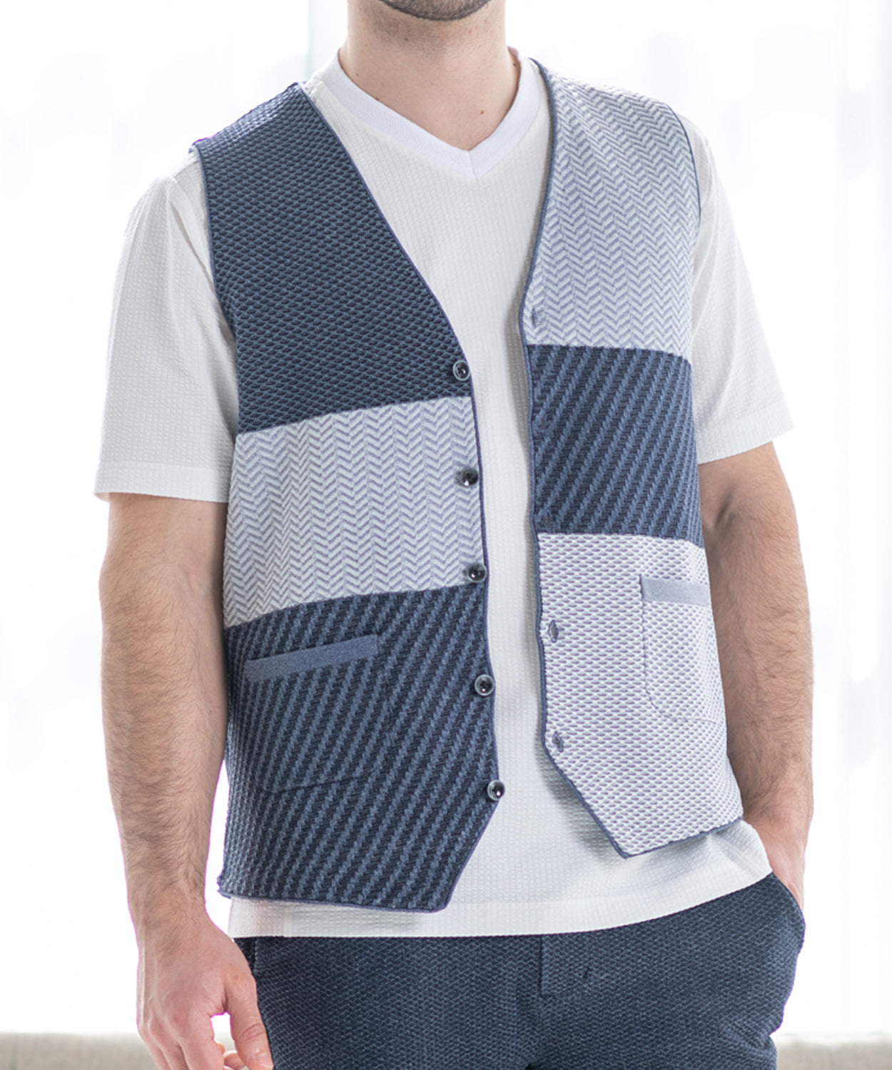 【SALE/30%OFF】VUMPS RED 14Gニット アシンメトリーベスト
