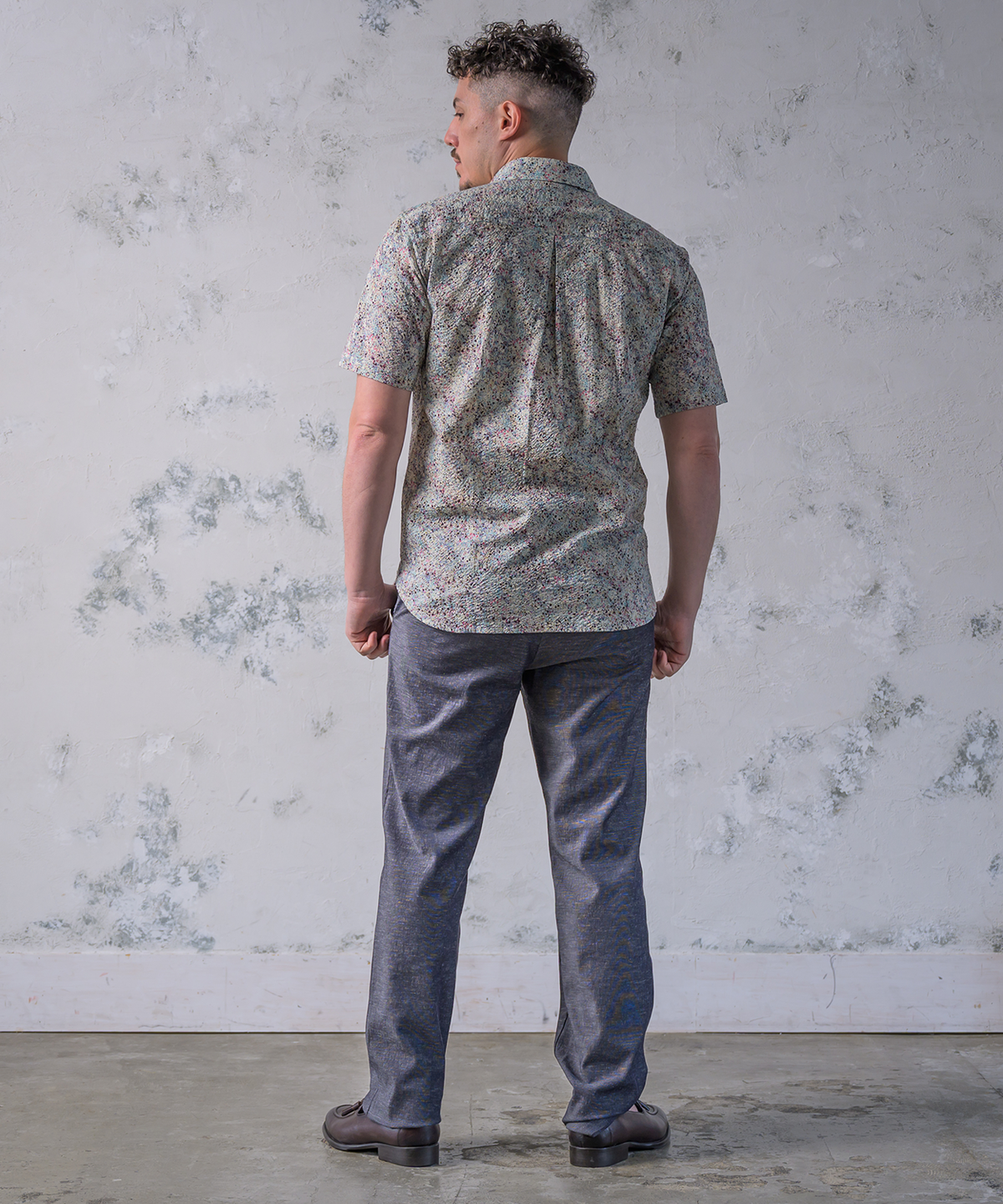 【SALE20％OFF】シワになりにくく、美しい伝統のリバティ ミラクルローンウェーブプリントSWシャツ