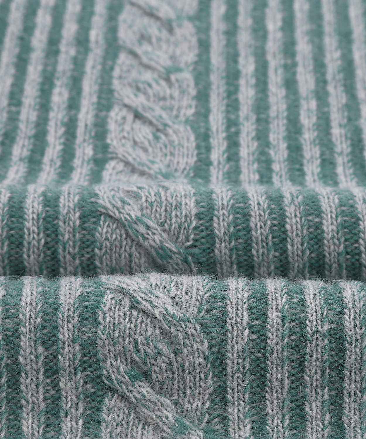 7G SHIRAZ ケーブル編み クルーネックニット