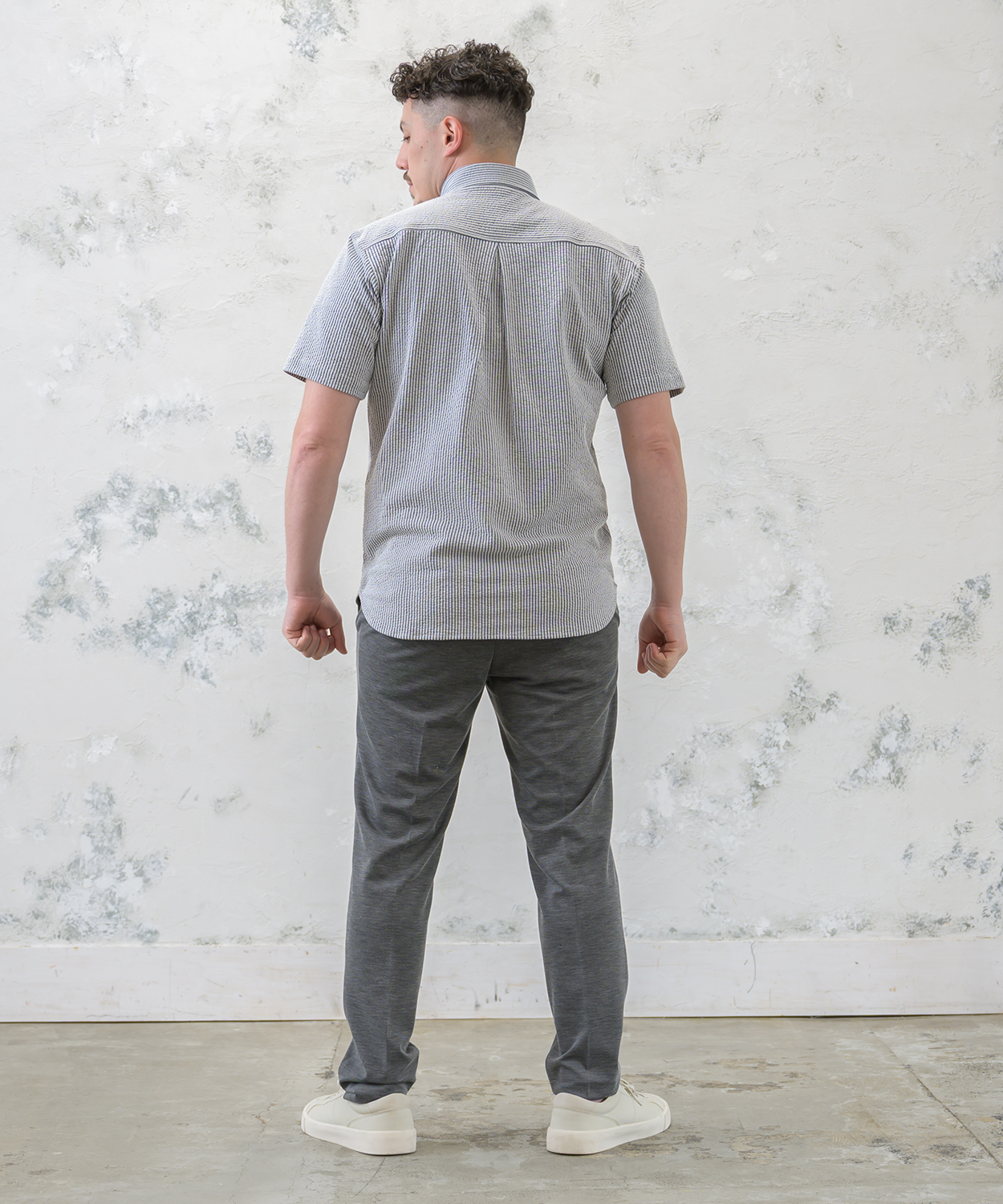 【SALE20％OFF】【夏を彩るストライプ】ニットサッカー シャツ ｜ 汗ばむ日もベタつかない「肌離れの良さ」