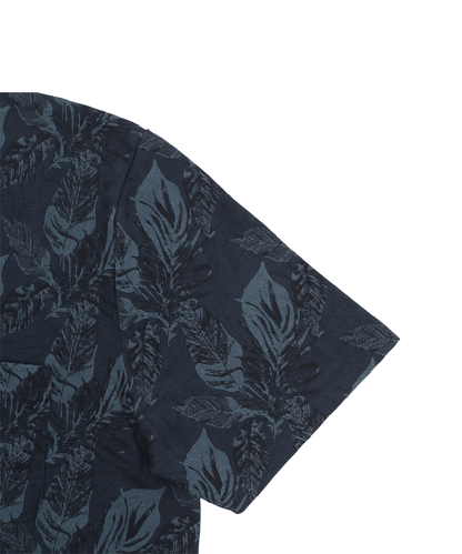 【陰影に魅せる花柄】リンクスフラワープリント VネックTシャツ｜1枚でサマになる大人の艶感カットソー