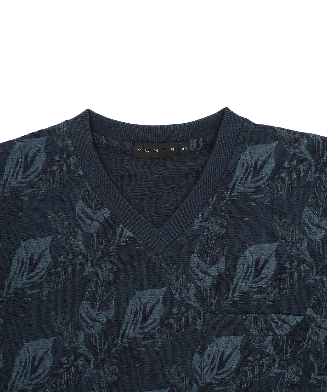 【陰影に魅せる花柄】リンクスフラワープリント VネックTシャツ｜1枚でサマになる大人の艶感カットソー